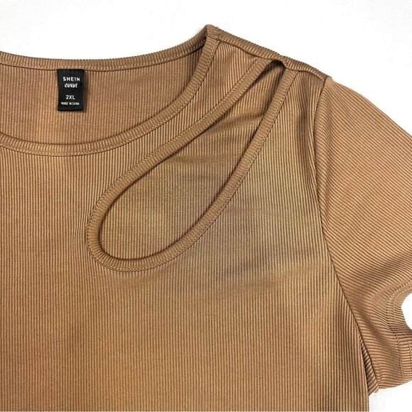 SHEIN Curve Women's Brown Short Sleeve Solid Cut Out Ribbed Tee Plus Sz 2XL EUC - Picture 3 of 12